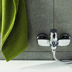 Smesitel-dlya-vanny-Eurosmart-Cosmopolitan-GROHE-32831000-2