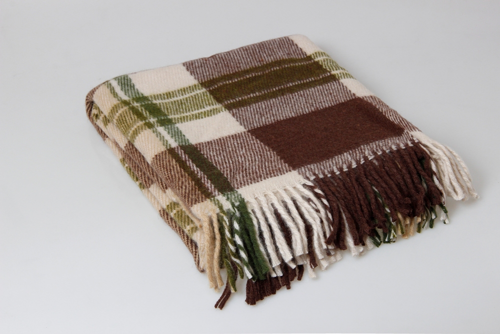 Pled-novozelandskaya-ovechya-sherst-akril-170x200-sm.-TM-YAroslav-PSHPU1720-Zelenaya-polosa